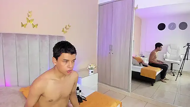 Xavier_fox_ — Ass play with Dildo