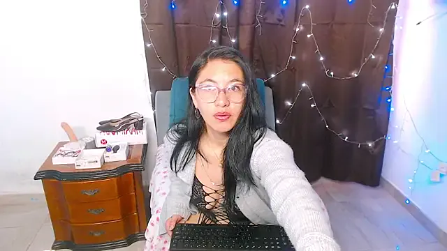 xime_collin777 — Clitoral Clamps (x2) Slave