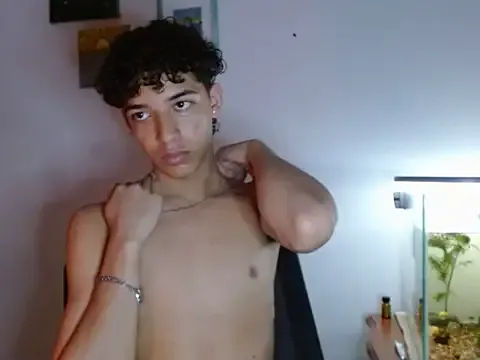 Xtremeplay_18 — super cum show 
