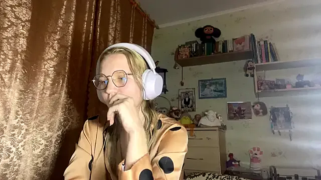 xX_Looola_Xx — Play with boobs