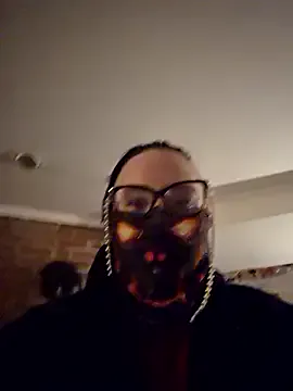 xxalexisjonesxx — Make enough to build fan base and quit j