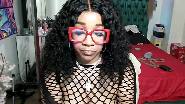 YasmineMinaj — fuck my pussy