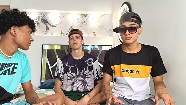 YOUNGS_GUYS — MASTURBACION X 3 