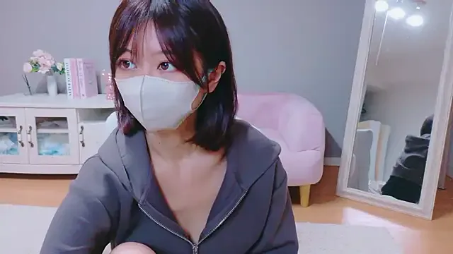 Yuna-ch — Group on StripChat