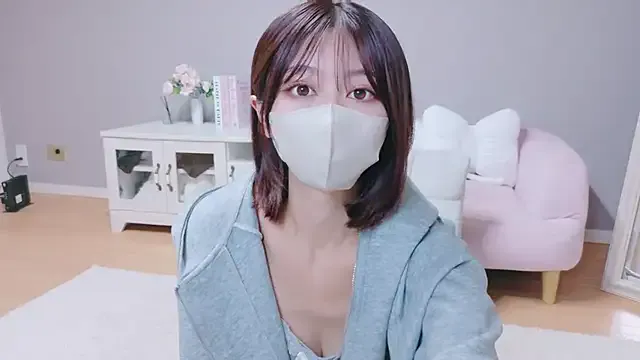 Yuna-ch — Group on StripChat