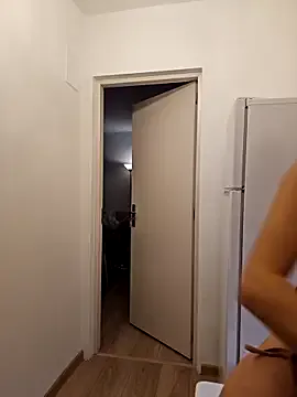 Yuri_Aiko — Fingering in pussy