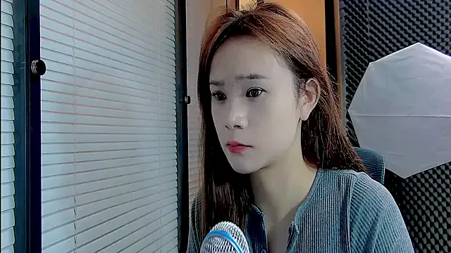YY-27 — Freechat on StripChat