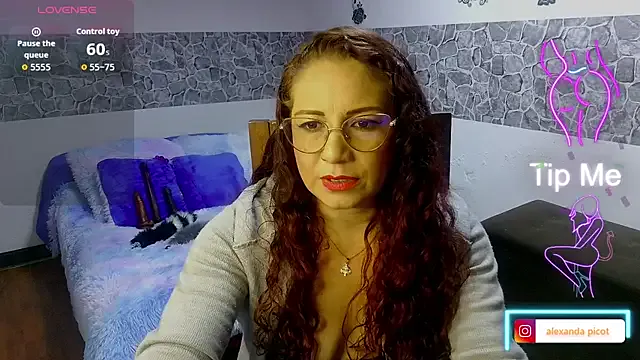 zamy_x — SHOW PUSSY