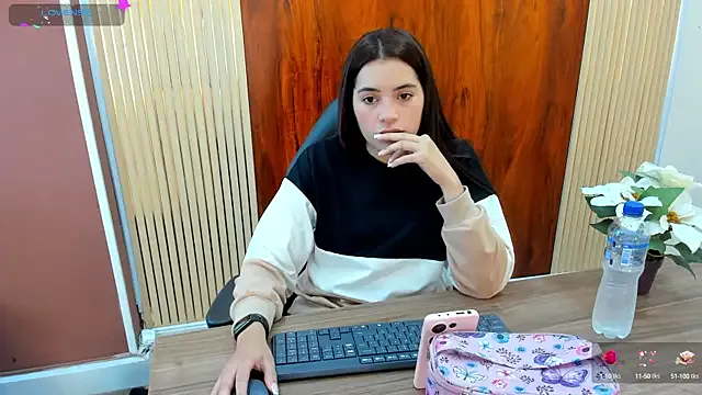 Zaraa_Andersson — DILDO IN MY PUSSY