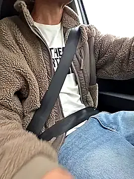 Zeefy — Risky public cum