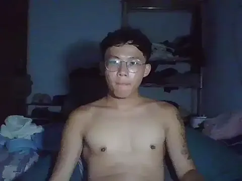 ZHIIz — Freechat on StripChat