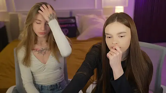 Zlata_Sky — show pussy