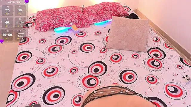 zoe_monroe1 — Play with my wet pussy
