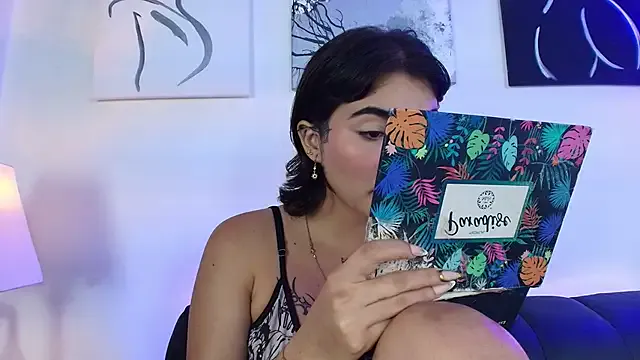 Zoe_wang — Lutsch den Dildo
